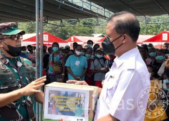 Gerak Cepat TNI AD Bantu Warga Terdampak Erupsi Gunung Lewotobi Laki – Laki