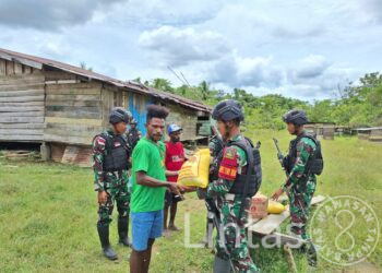 Satgas Yonif 310/KK Hadir Berikan Batuan Dan Dukungan Penuh Bagi Keluarga Duka