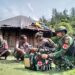 Prajurit Buaya Putih Kostrad Hadir Membawa Senyuman di Tanah Papua