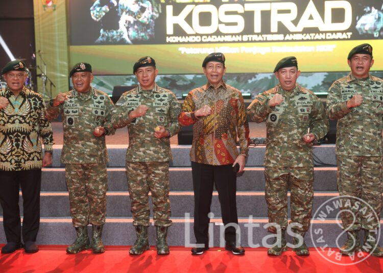 63 Tahun Pengabdian Kostrad, Panglima TNI Dan Kasad Hadirkan Sesepuh Prajurit Cakra