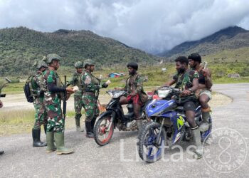 Minggu Kasih, Ksatria Buaya Putih Bagikan Berbagi Makanan