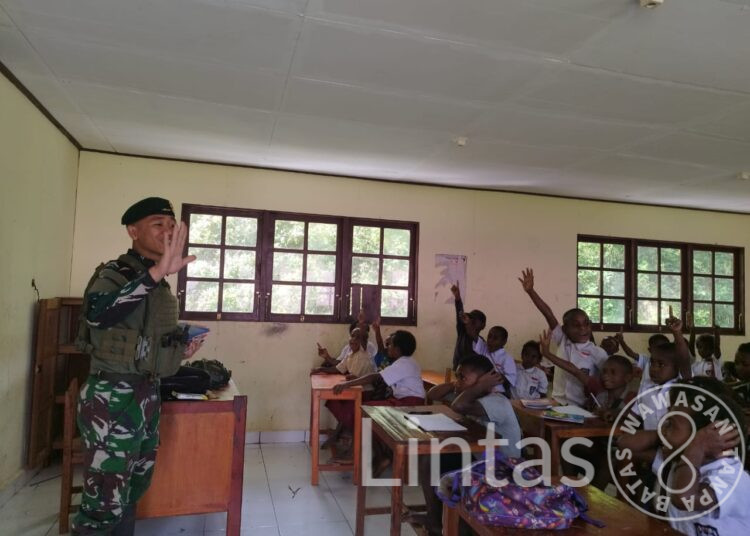 Ketika Ksatria Buaya Putih Mengajar