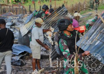 Benahi Homeyo, Koops Habema Bersama Masyarakat Dirikan Sekolah Lapangan
