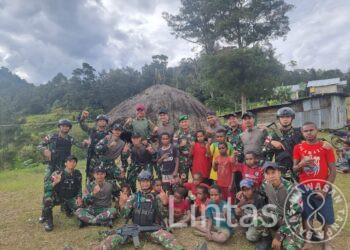 Dedikasi Prajurit Rusa Hitam 721 Bangun Rumah Makkasau Untuk Masyarakat Papua