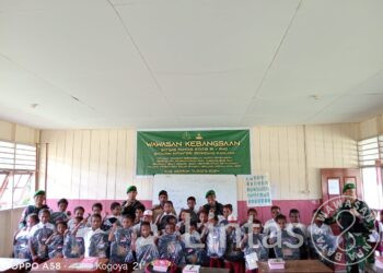 Ciptakan Generasi Penerus Bangsa Yang Kuat Dan Cerdas, Satgas Yonif 310/KK Berikan Wawasan Kebangsaan