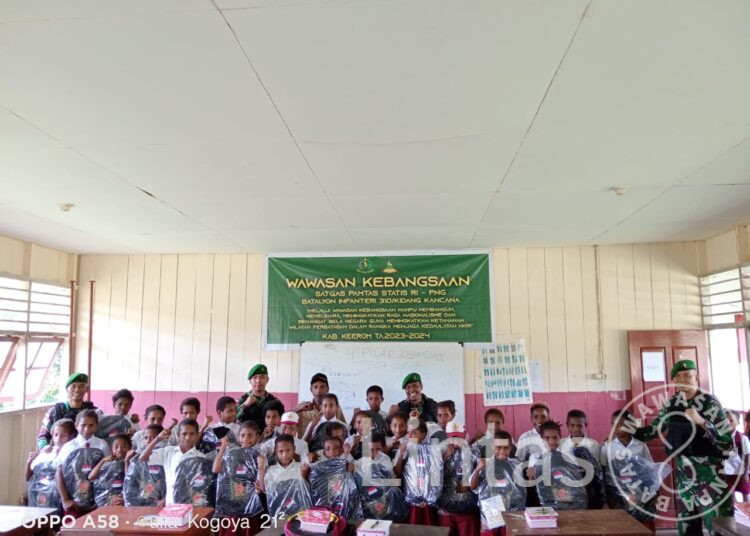 Ciptakan Generasi Penerus Bangsa Yang Kuat Dan Cerdas, Satgas Yonif 310/KK Berikan Wawasan Kebangsaan