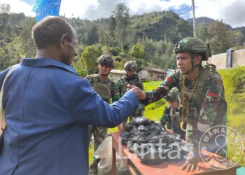 Terpancarnya Keceriaan Masyarakat Papua Ulah Prajurit Biaya Putih