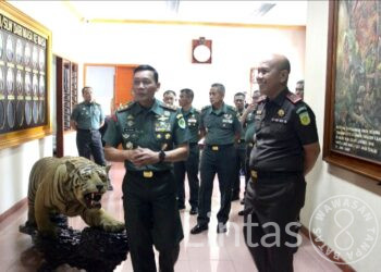 Pangdam III/Siliwangi Terima Kunjungan Kajati Jawa Barat