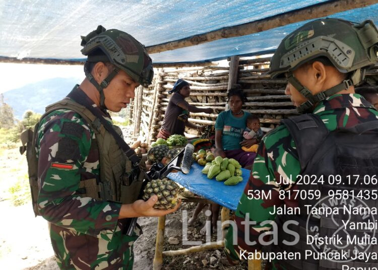 Ksatria Buaya Putih 323 Bantu Perekonomian Mama Papua Dengan Borong Hasil Tani