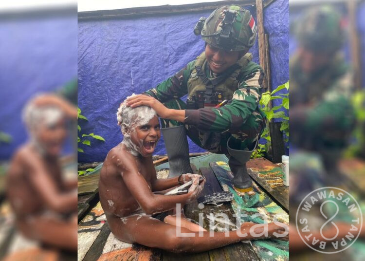 Prajurit TNI Ajari Anak-Anak Banggabeak Hidup Higienis