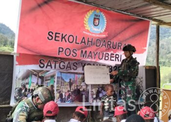 Pengabdian Tanpa Henti Satgas Yonif 323 Untuk Anak-Anak Pedalaman Papua