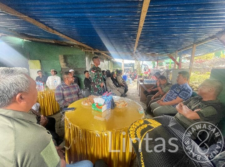 Pos Karubaga Satgas Yonif 721/Mks Terus Jalin Hubungan Baik Dengan Forkopimda Serta Masyarakat Jelang Purna Tugas