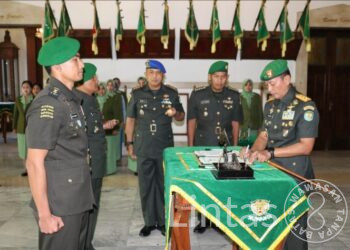 Pangdam III/Siliwangi Pimpin Sertijab Dandenintel