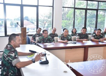 Rapat Perwira Staf, Danlanud Husein Sastranegara Tingkatkan Profesionalisme & Dedikasi Dalam Setiap Tugas Yang Diemban