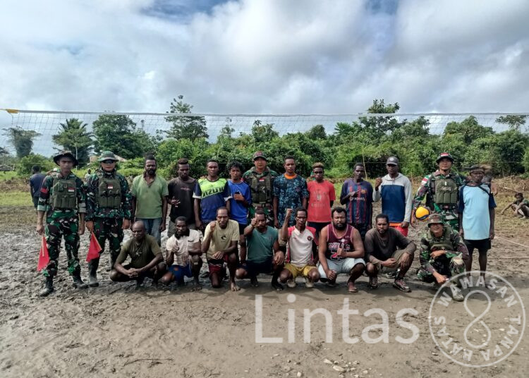 Satgas Habema Bangkitkan Semangat Warga Mumugu Peringati Kemerdekaan RI