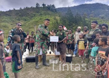 Satgas Habema Gelar Lomba HUT RI, Warga Wuloni Sambut Gembira