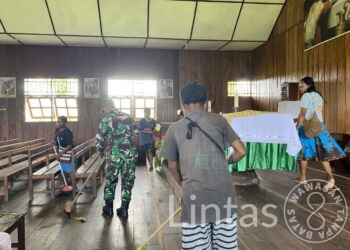 Satgas Habema Bersama Masyarakat Peduli Lingkungan Adakan Pembersihan Gereja Mumugu