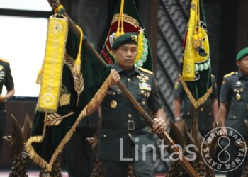 Kasad Pimpin Sertijab 12 Pejabat TNI AD, Tongkat Estafet Kadispenad Resmi Berpindah