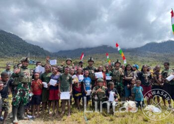 Satgas Habema Bersama Warga Kalibuk Meriahkan Lomba Rangkaian HUT RI