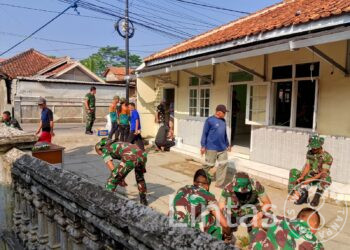 Sambut HUT Ke 79 TNI, Pusdiklatpassus Gelar Karya Bakti
