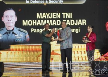Pangdam III/Siliwangi Raih Special Awards Outstanding Military Leadership in Defense & Security