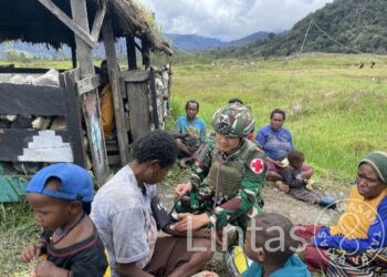 Komitmen Satgas Yonif 323 Buaya Putih Untuk Sehatkan Masyarakat Papua