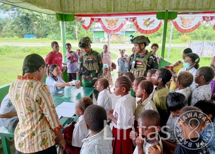 Warga Sagapusatu Sambut Gembira Pengobatan Gratis Satgas Habema