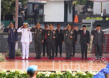 Kasad Dampingi Presiden Jokowi Peringati Kesaktian Pancasila di Monumen Lubang Buaya