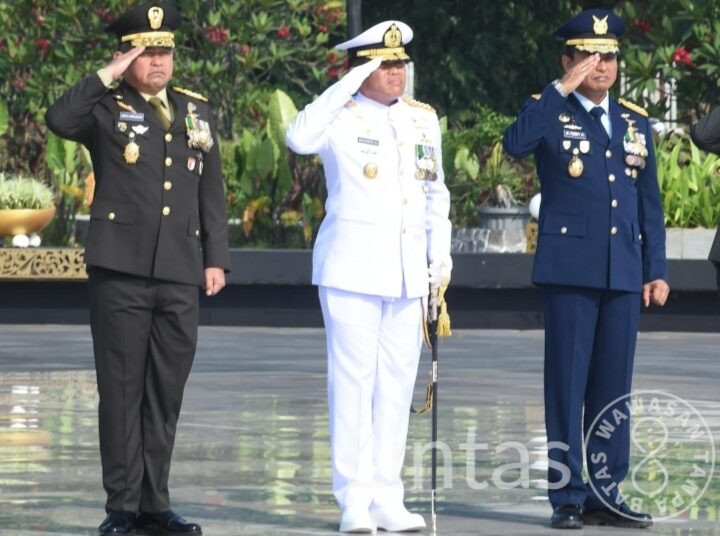 Wujud Cinta Kepada Para Pahlawan, Jelang HUT ke-79 TNI, Kasad Ziarah di TMP Kalibata