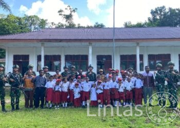 Baksos HUT Ke-79 TNI Satgas Habema Disambut Antusias Warga Ainod