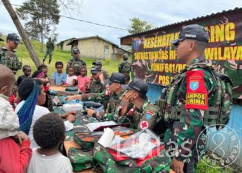 Warga Kurima Serbu Lokasi Pelayanan Kesehatan Keliling Dari Satgas 641/Bru