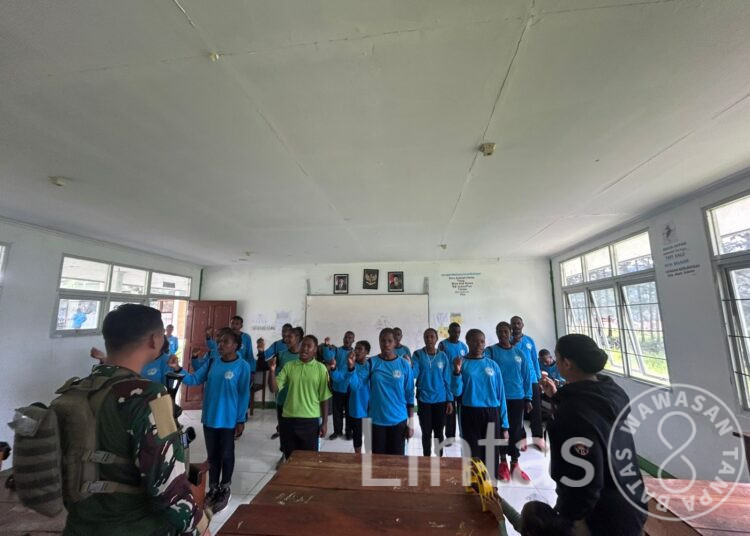 Satgas Habema Bangkitkan Semangat Pemuda Kago Latihan Musik