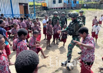 Bantuan Kasad Melalui Satgas Habema Disambut Gembira Warga Digilimu