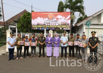 Peringati HUT Ke-52, Kogartap II/Bdg Lakukan Ziarah