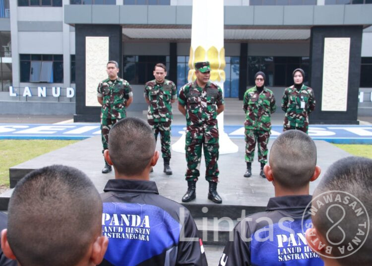 Danlanud Husein Sastranegara Lepas Keberangkatan 67 Casis Bintara”Selamat Berjuang Dan Semangat Dalam Setiap Pelaksanaan Tes”