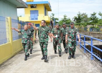 Pangdam III/Siliwangi Dampingi Kasad Tinjau Eks Asrama Yonzipur 3/YW