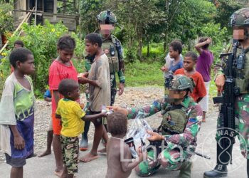 Anak-Anak Massi Papua Pegunungan, Sambut Gembira Komsos Marinir Satgas Habema