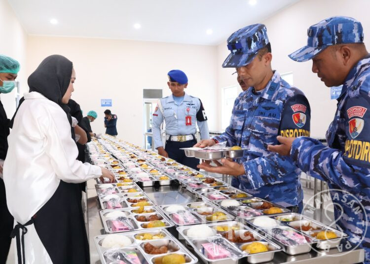 Lanud Husein Sastranegara Gelar Apel Kesiapan Pendistribusian Makanan Bergizi: “Siap Dukung dan Sukseskan Program Pemerintah”