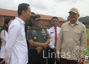 Pangdam III/Siliwangi Dampingi Menhan Kunker di Jabar