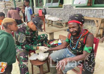 Pelayanan Kesehatan Gratis Satgas Habema Untuk Warga Distrik Krepkuri Nduga Papua