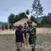 Satgas Yonif 323 Buaya Putih Kostrad, Anjangsana Sekaligus Beri Pengobatan Gratis Warga Papua