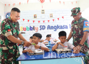 SPPG Lanud Husein Sastranegara , Capai Distribusikan Lebih 100.000 Paket Makan Siang Bergizi