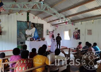 Satgas Yonif 700/Wyc Pos Wuloni, Laksanakan Ibadah Bersama di Gereja Bethel Tagaloa Wuloni