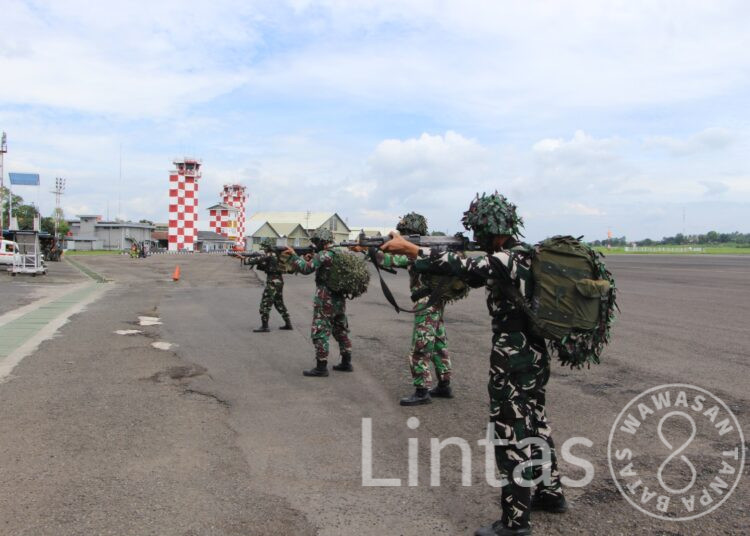 TNI AU Ampuh, Bina Kemampuan Airborne Kopasgat Laksanakan Latihan di Lanud Husein Sastranegara