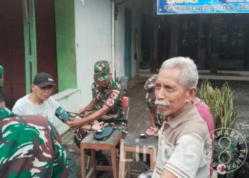 Bakti Sosial Korem 081/DSJ: Evakuasi Warga di Magetan dan Layanan Kesehatan Warga Madiun