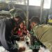Tim Medis Satgas Yonif 700/WBC Tangani Pasien Malaria Warga Distrik Ilaga Papua