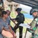 Pelayanan Kesehatan Pos TNI : Warga Jigunggi Papua, Terima Pelayanan Prima