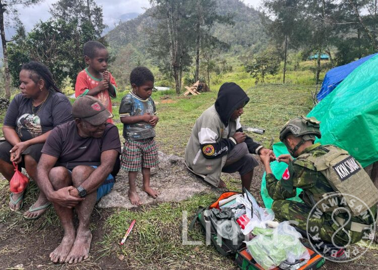 Satgas TNI Gelar Safari Honai Sehat di Kampung Gigobak I Distrik Sinak, Papua