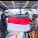 Tokoh Adat Papua Datangi Pos TNI Meminta Bendera Merah Putih Untuk Dikibarkan