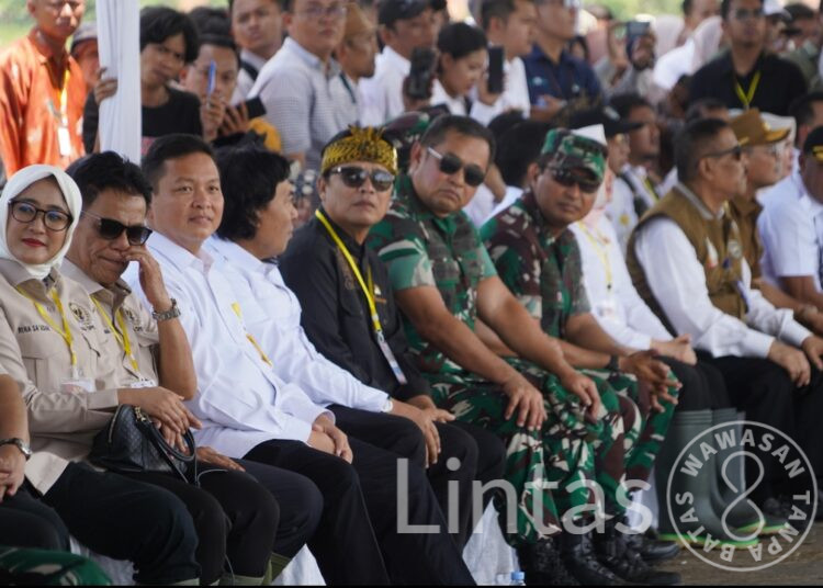 Kasad Hadiri Panen Raya oleh Presiden, Bentuk Komitmen Dukung Swasembada Pangan